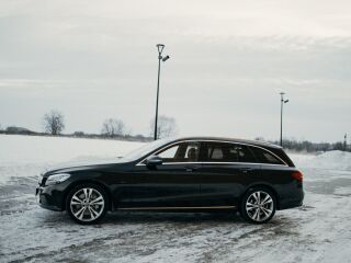 Mercedes-Benz C 300 e 2.0 235kW