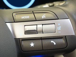 Hyundai Kona Premium Electric 65,4 kWh 53kW