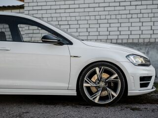 Volkswagen Golf MK7R 4Motion 2.0 R4 221kW