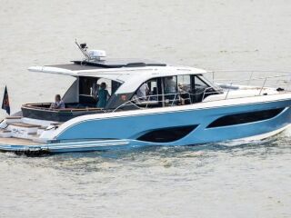 Marex 440 Scandinavia/Gourmet Cruiser 2 x DPI Volvo Penta D6-440  2x440hp  + Joystick