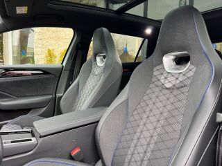 Volkswagen Passat R-Line 4Motion 2.0 TDI 142kW