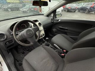 Opel Corsa VAN 1.2 51кВ