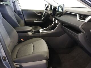 Toyota RAV4 Luxury Comfort Pakett 129кВ