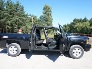 Chevrolet Silverado Z71 OFF-ROAD 4X4 5.3 V8 239kW