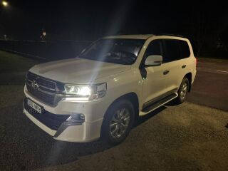 Toyota Land Cruiser 4.6 227kW