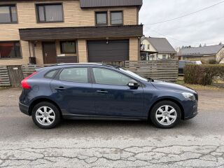 Volvo V40 Cross Country Momentum 1.6 D2 84kW
