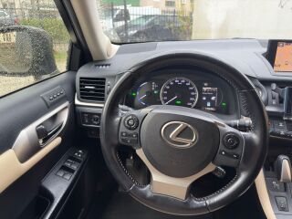 Lexus CT 200h 1.8 73kW