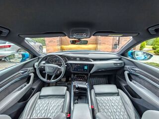 Audi e-tron Sportback 55 S-line quattro 300kW