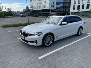BMW 530 d xDrive Touring Luxury Line MHEV LCI 3.0 R6 210kW
