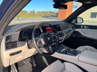 BMW X5 M50 M50i M Sport Individual 4.4 V8 390кВ
