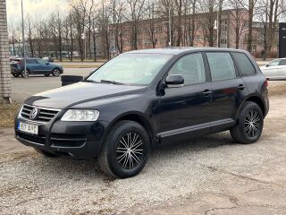 Volkswagen Touareg Black edition diesel 2.5 R5 Diesel 128кВ