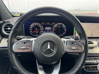 Mercedes-Benz E 220 AMG-Line Burmester Widescreen 2.0 143kW