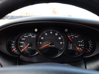 Porsche 911 Carrera 3.4 B6 221kW