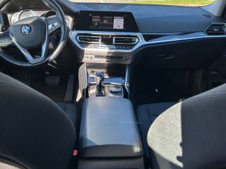BMW 320 2.0 140kW