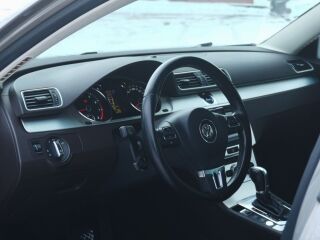 Volkswagen Passat R-Line 1.4 118kW