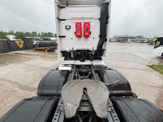 Mercedes-Benz Actros 2546 6x2/4 335кВ