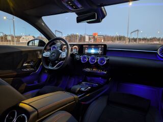 Mercedes-Benz A 250 1.3 160kW