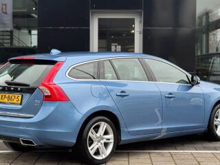 Volvo V60 Plug-in Hybrid AWD 2.4 D6 158kW