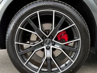 Audi Q8 50TDI Quattro S-Line Facelift 3.0 TDI 210кВ