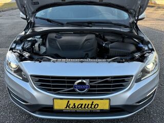 Volvo V60 Momentum Facelift EU6 2.0 R4 D3 TDI 110kW