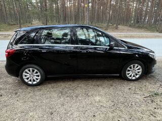 Mercedes-Benz B 180 1.5 80kW