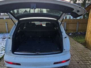 Audi Q7 S-line 3.0 180kW
