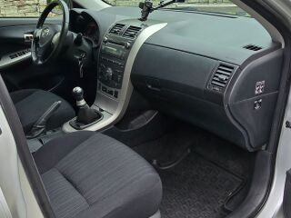 Toyota Corolla 1.6 91kW