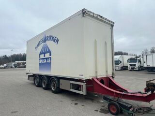 VANG 3-AXEL + LIFTING SIDE & ROOF + REMOTE CONTROL