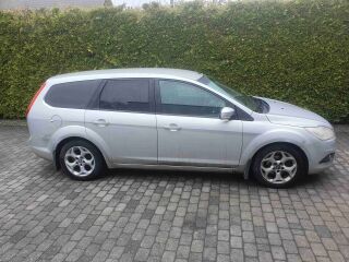 Ford Focus 1.6 74kW