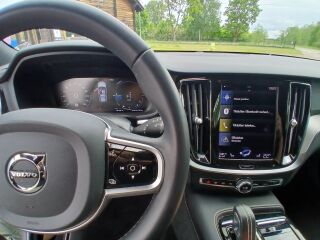 Volvo V60 T6 AWD R-DESIGN RECHARGE 2.0 251kW