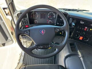 Scania P400 6x2*4 294kW