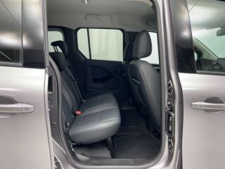 Mercedes-Benz T 180 1.5 R4 85kW