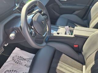 Peugeot 408 GT Exclusive Hybrid 145 e-DCS6 1.2 107кВ