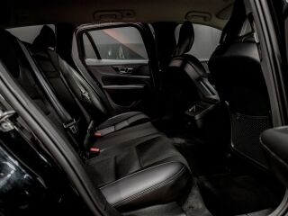 Volvo V60 D4 Momentum 2.0 140kW