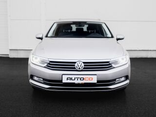Volkswagen Passat Variant Highline 1.6 R4 TDI 88kW