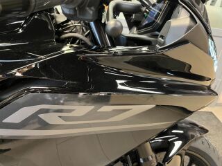Yamaha R7