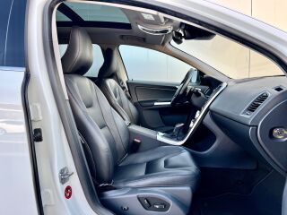 Volvo XC60 AWD Summum 2.4 D4 140kW