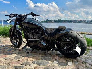 Harley-Davidson Breakout SE Stage IV 117