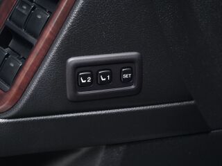 Toyota Land Cruiser Executive Luxury 2.8 130kW