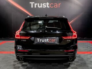 Volvo V60 D4 Momentum 2.0 140kW