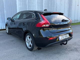 Volvo V40 Facelift SUMMUM 2.0 D2 88кВ