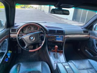 BMW 730 2.9 142kW