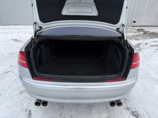 Audi A8 4.1 V8 240kW