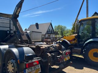 Scania R470 + haagis Nor Slep + konteiner 30 m3