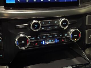 Ford F-150 Lariat Double Cab 5.0 V8 298kW