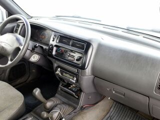 Mitsubishi L200 Pickup 2.5 Di-D 73kW