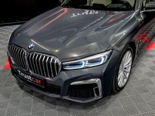 BMW 750 xDrive M-Sportpakett 4.4 390kW