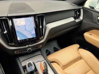 Volvo XC60 AWD Luxury Inscription FaceLift MY22 2.0 T6 Recharge Twin Engine Plug-in-Hybrid 251кВ