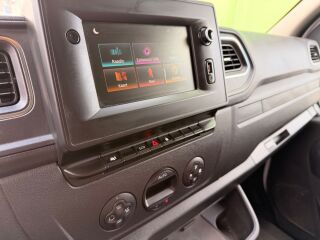 Renault Master Carrier Xarios 300 2.3 100kW