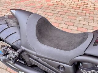Harley-Davidson VRSCA V-Rod Fredy Jones 200/300 V2 Revolution 86kW